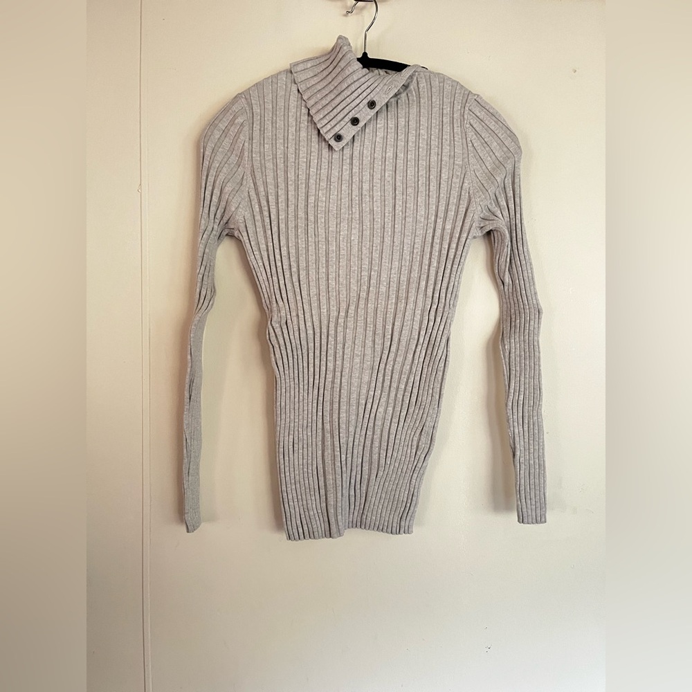 Sundance Light Gray Ribbed Turtleneck/Cowl Sweater, Large